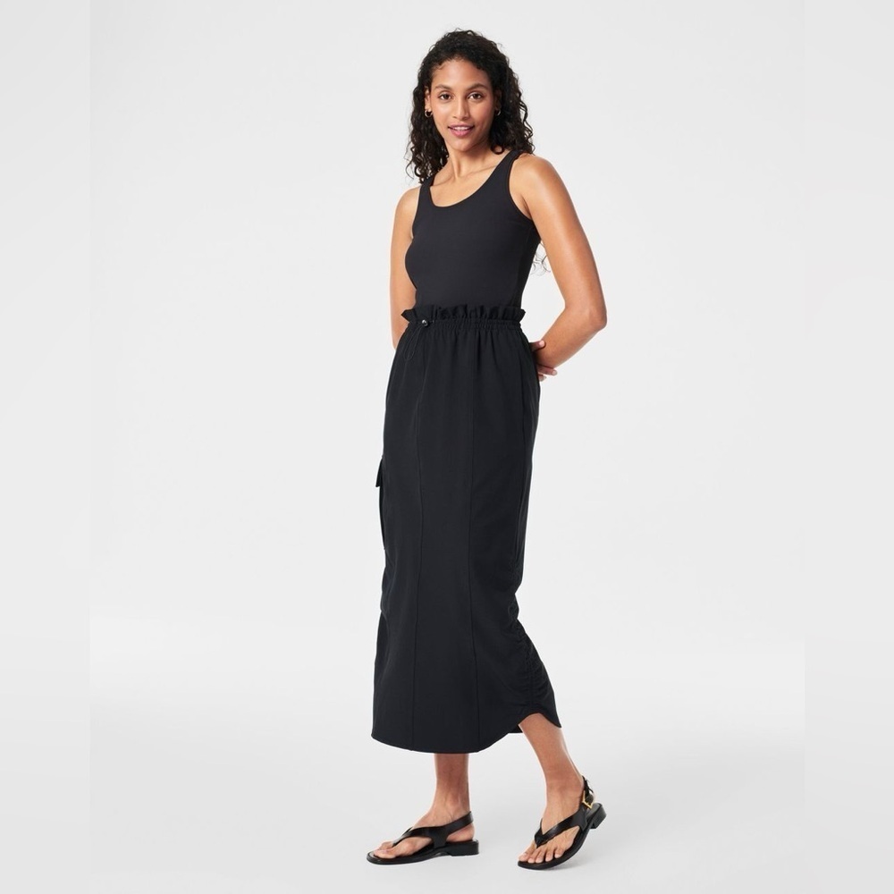 SPANX OUT OF OFFICE SLEEVELESS MIXED MEDIA UTILITY DRESS IN VERY BLACK B988